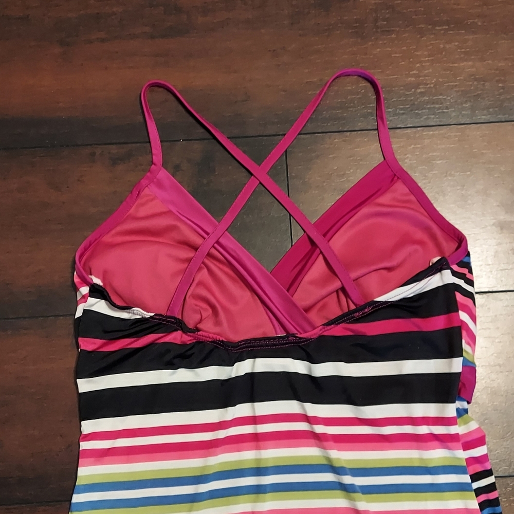Colorful Strappy Top - Picture 3 of 4